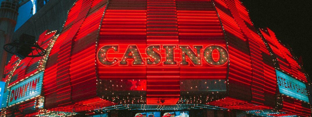 Combineer festivals met de mooiste poker bestemmingen