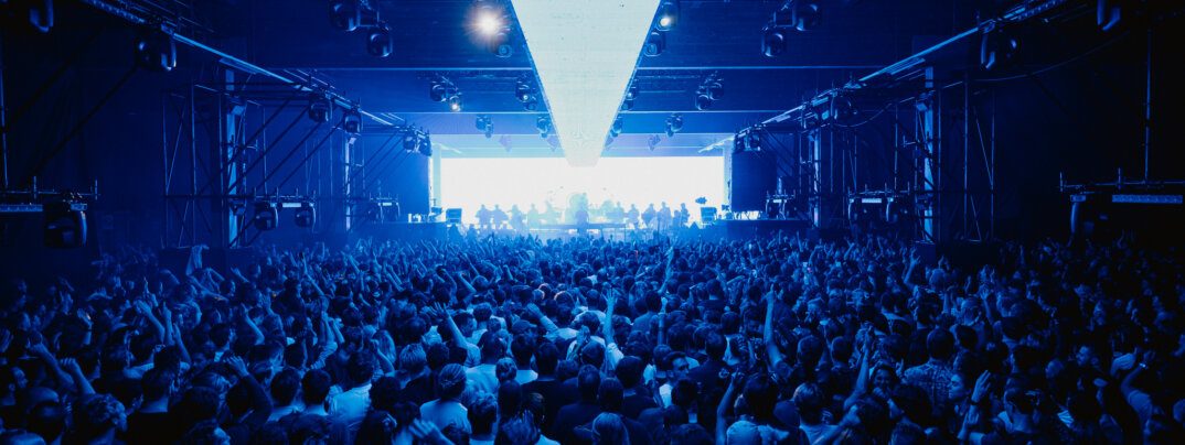 ADE tickets vliegen de deur uit