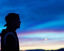 Eerbetoon aan Avicii op Kingsland