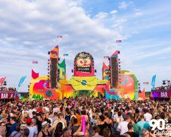 Report: 90’s Forever Outdoor