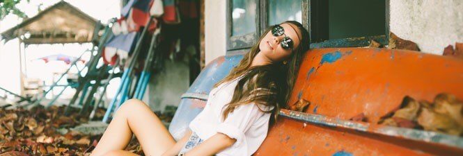 Festivaltrend: Houten zonnebrillen