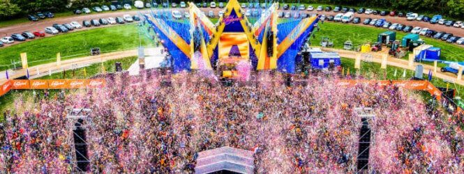 Gaat Kingsland Festival opnieuw het wereldrecord confetti schieten verbreken?