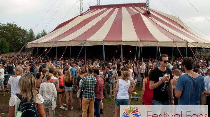 Foto’s Welcome To The Future Festival online
