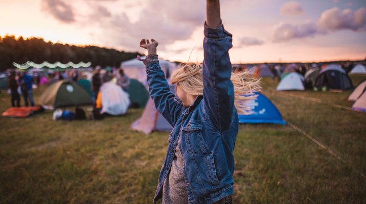 5 Party musthaves voor op de festivalcamping