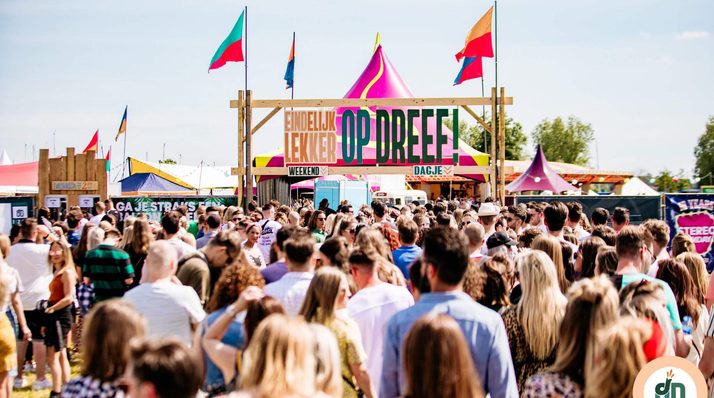 Report Op Dreef: Naast alle heerlijke R&B en techno ook genieten van meezingers uit de Jordaan