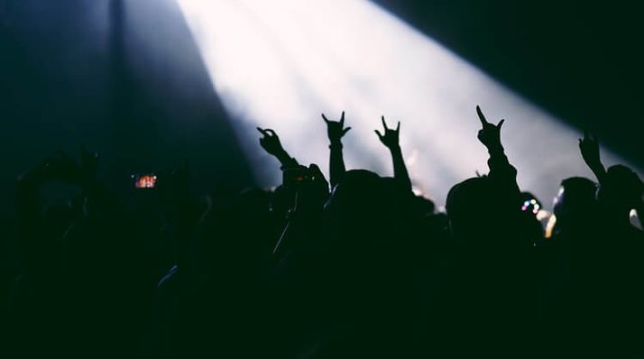 Concerten tot 5000 man weer toegestaan in Frankrijk
