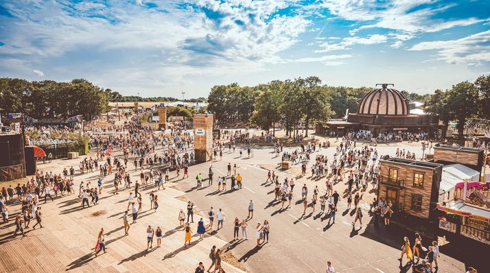 5 festivals op bijzondere locaties in het buitenland